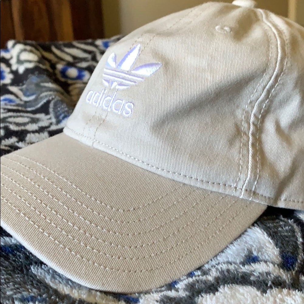 Adidas Hat • Women’s
